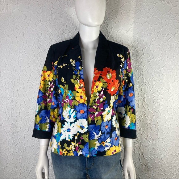 Beautiful ERIN‎ floral dress jacket - Picture 10 of 16